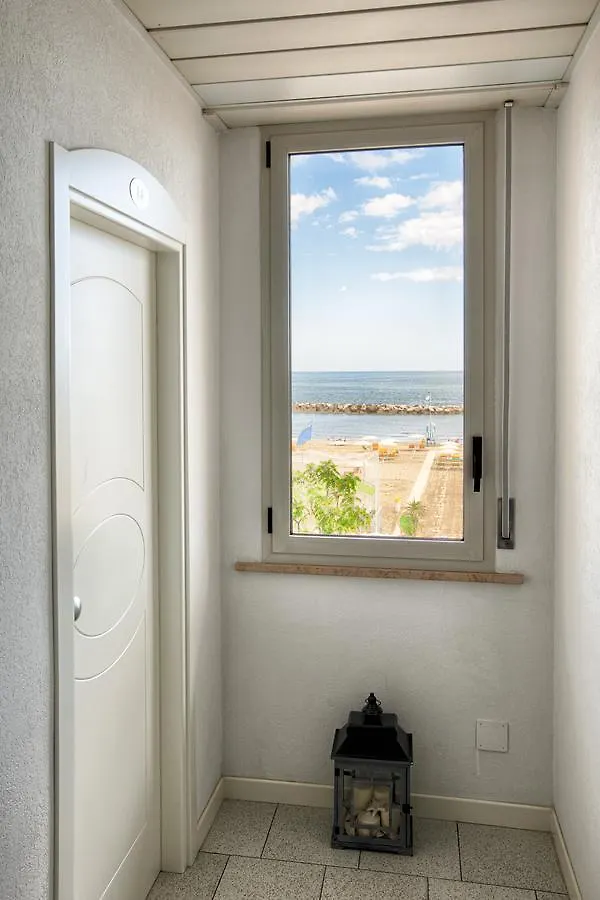 Hotel Villa Esedra Μπελάρια-Ιτζέα Μαρίνα